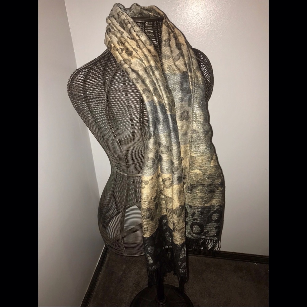 Scarf - Picture 2 of 3